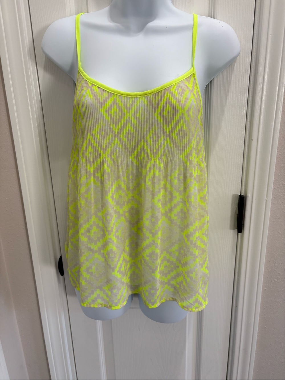 Vera Wang Neon Yellow Patterned Spaghetti Strap Camisole